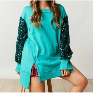 Fantastic Fawn Turquoise Knit Sweatshirt Sequin Sleeves Size Small